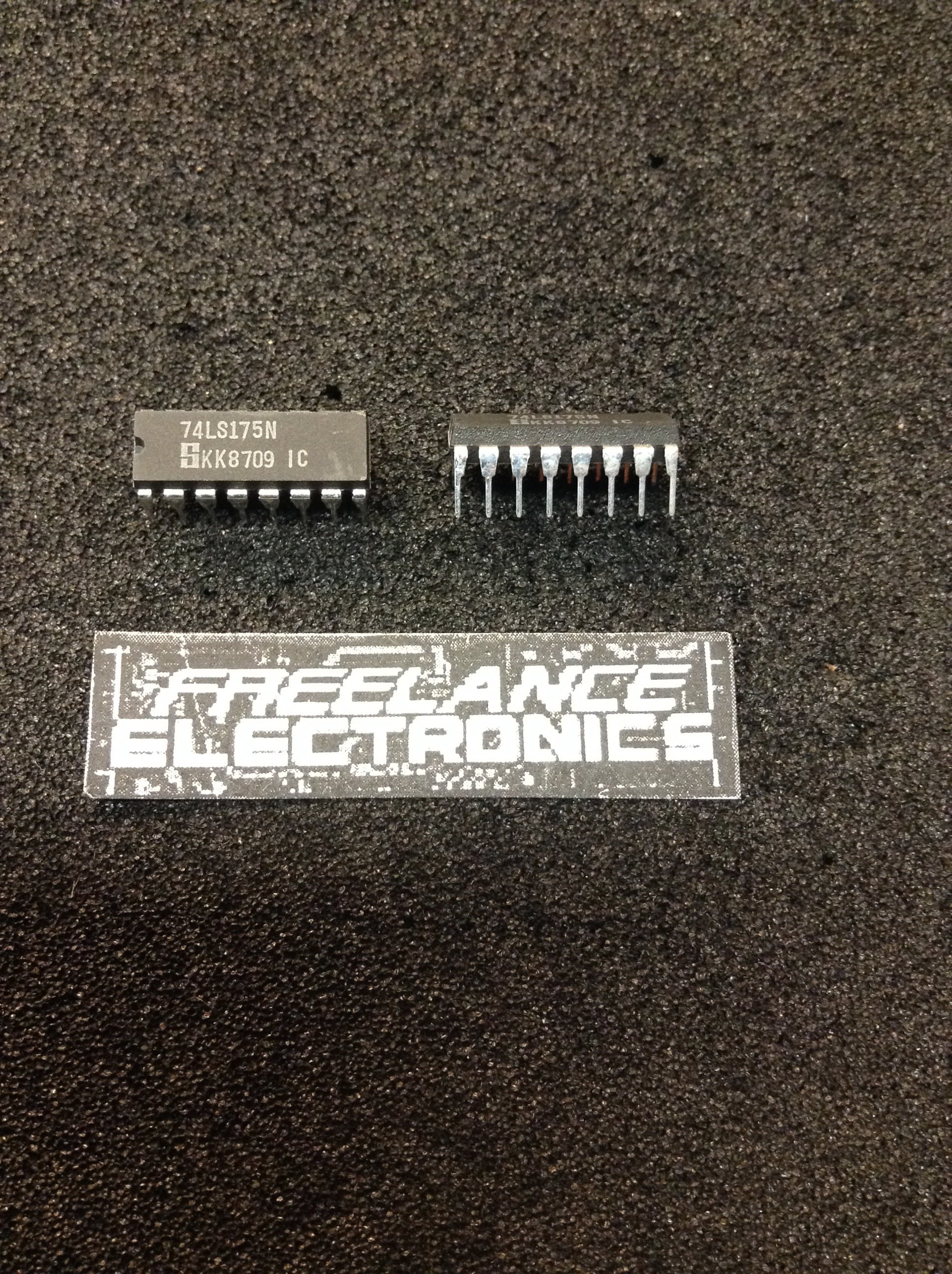 74LS175N | IC | Freelance Electronics