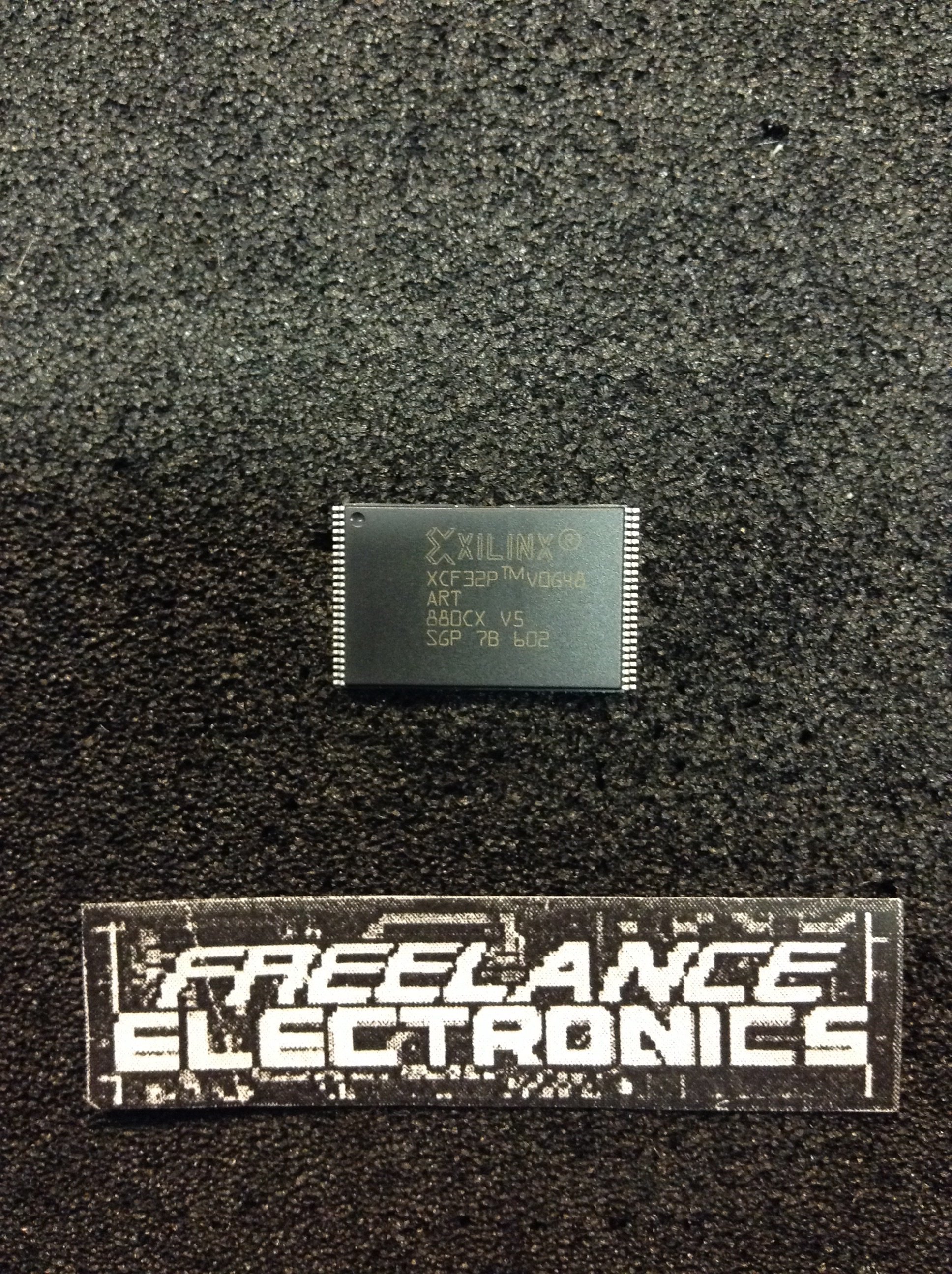 XCF32P-VOG48C | IC | Freelance Electronics